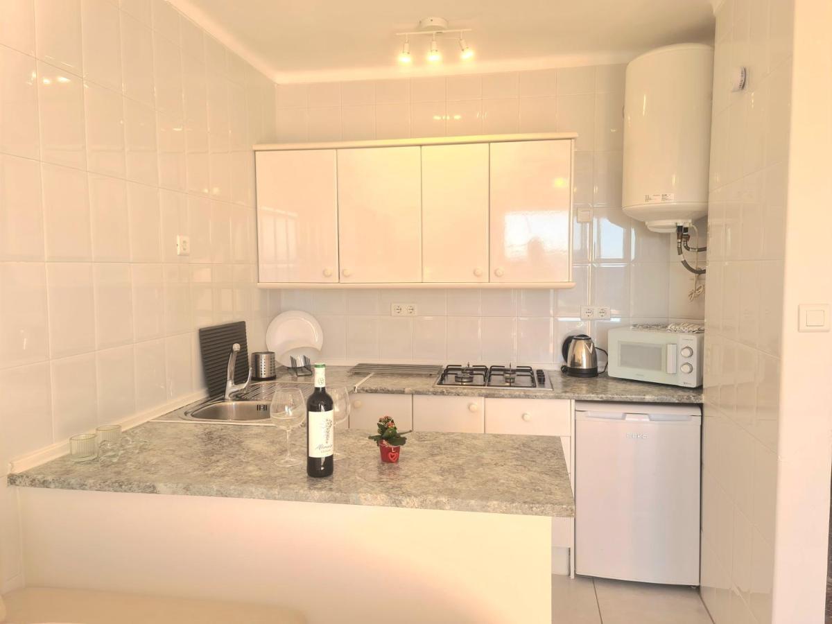 Aa Guest - The Golden Sea Views Eco Apartment 베날마데나코스타 외부 사진