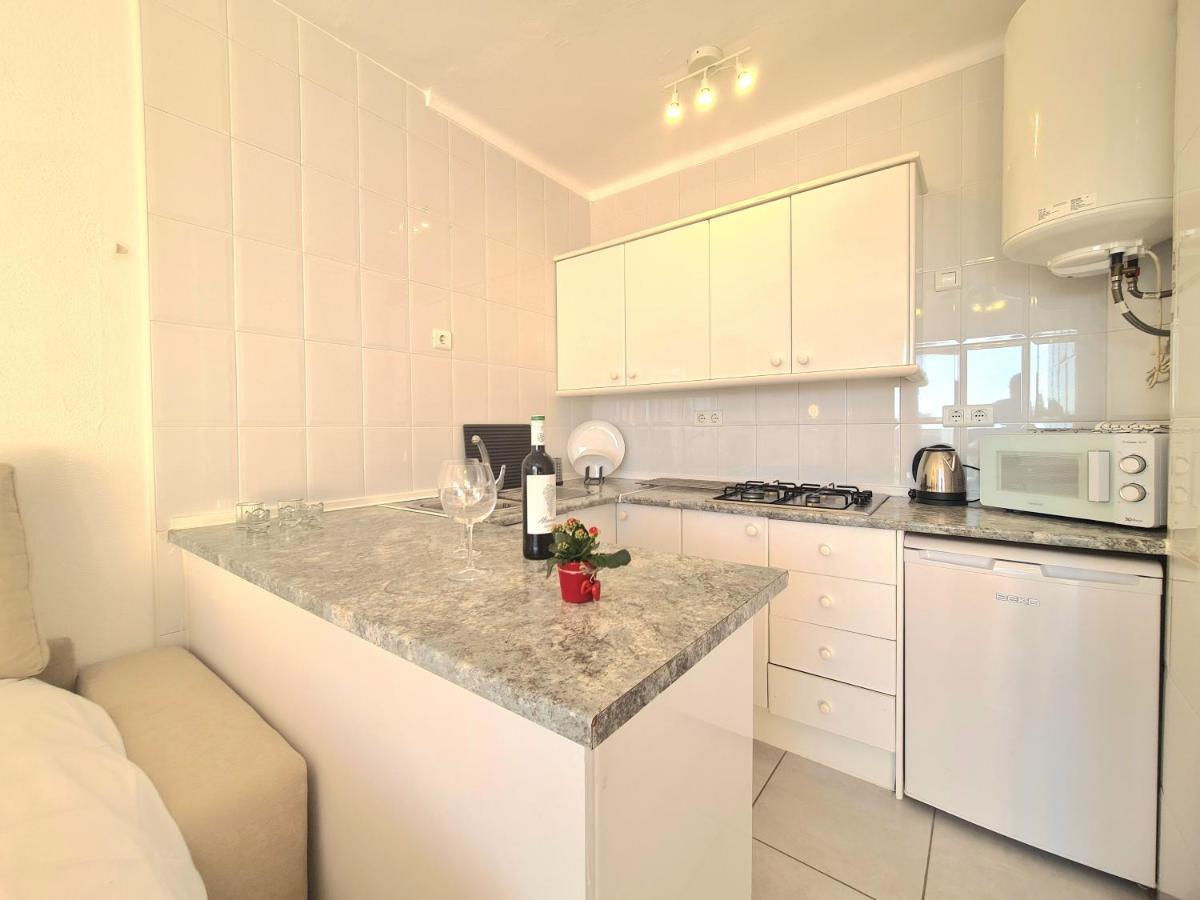 Aa Guest - The Golden Sea Views Eco Apartment 베날마데나코스타 외부 사진
